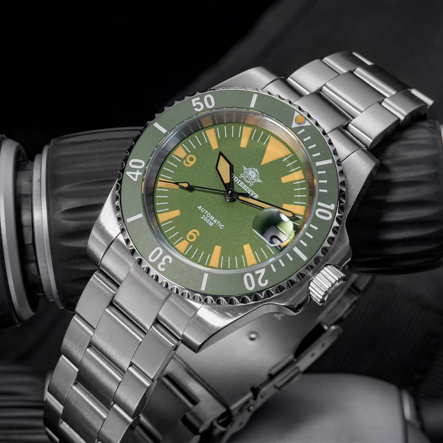 ADDIESDIVE Automatic Dive Watch for Men Steel Band Waterproof Diver 200 M Japan NH35A Movement