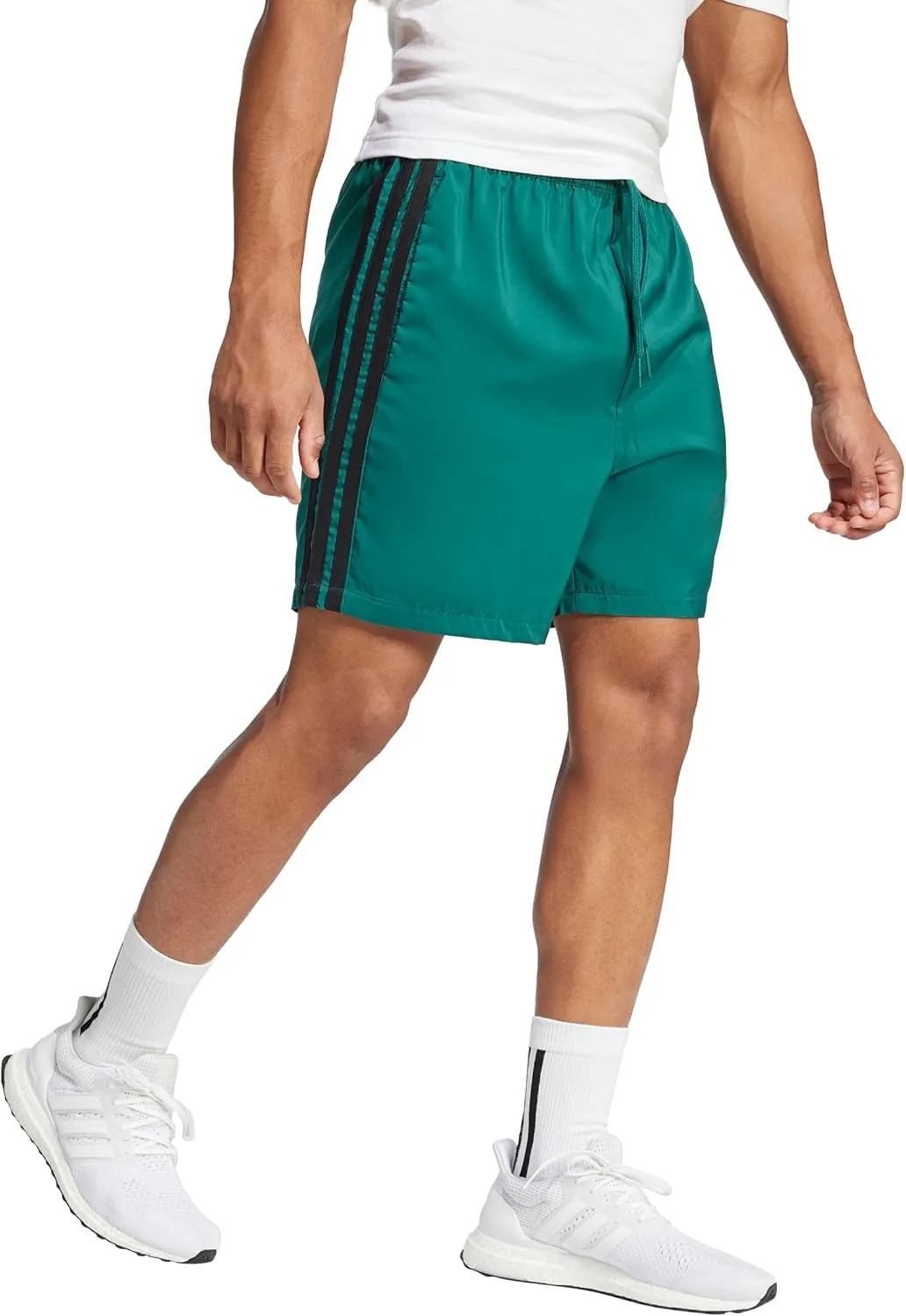adidas Men's Essentials 3-Stripes Chelsea 7-inch Shorts
