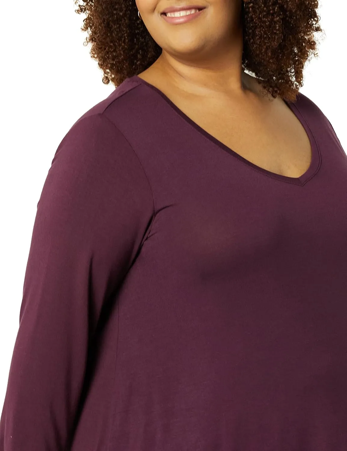 Amazon Essentials Women's 3/4 Sleeve V-Neck Swing T-Shirt (Available in Plus Size), Pack of 2