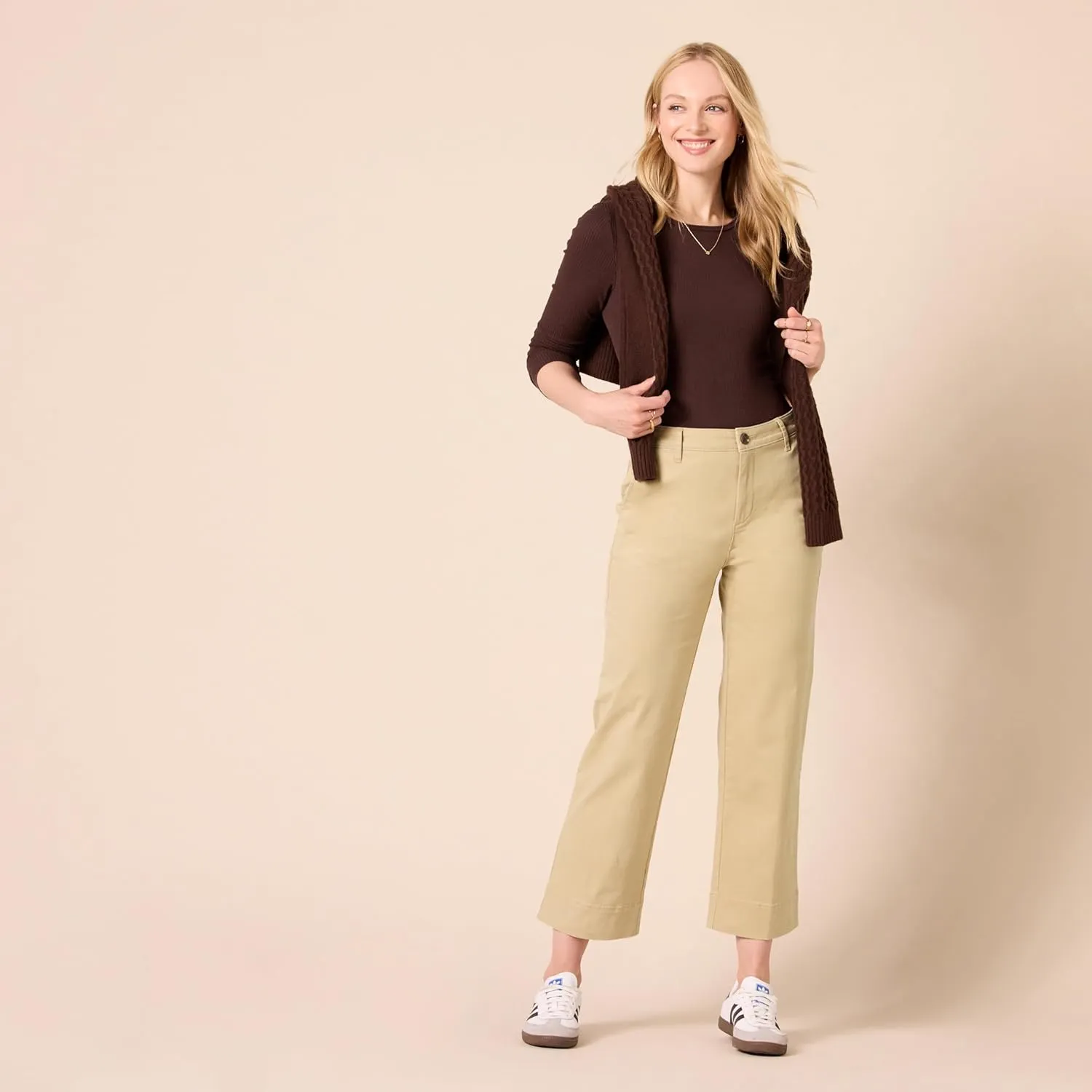 Amazon Essentials Women's High-Rise Regular-Fit Ankle-Length Wide-Leg Khaki Pant