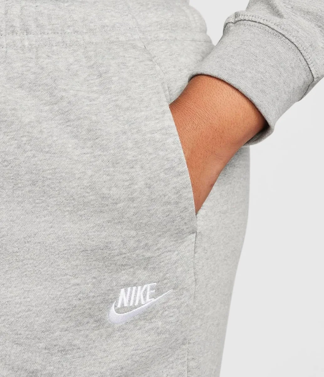 Nike Sportswear Club Fleece Women's Mid-Rise Plus Size Pants